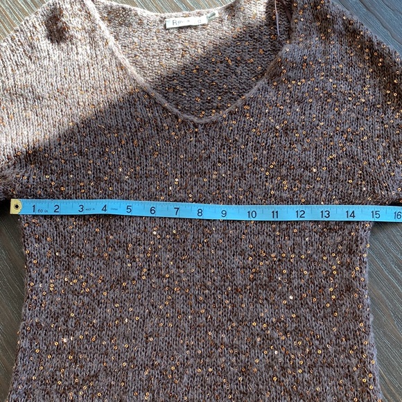 Revolution by Ricki’s ladies glittery sequined sweater in size extra small. - Picture 6 of 7